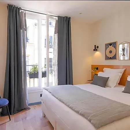 Отель Tinah Paris, Aboukir